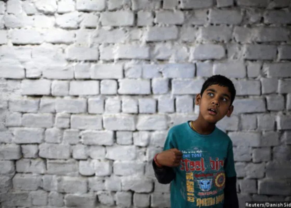 Limited Use of Gestures